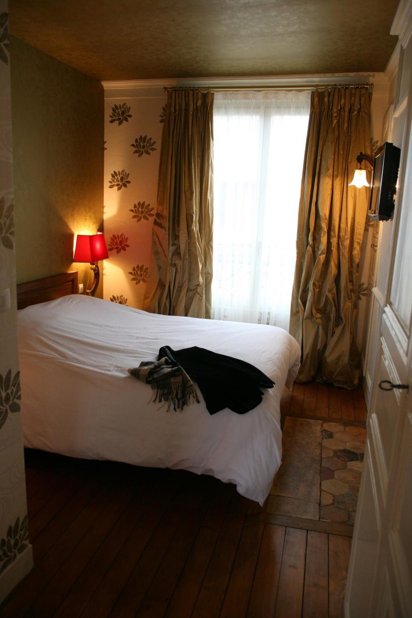 Bed and Breakfast Le Parvis Шартр Екстер'єр фото