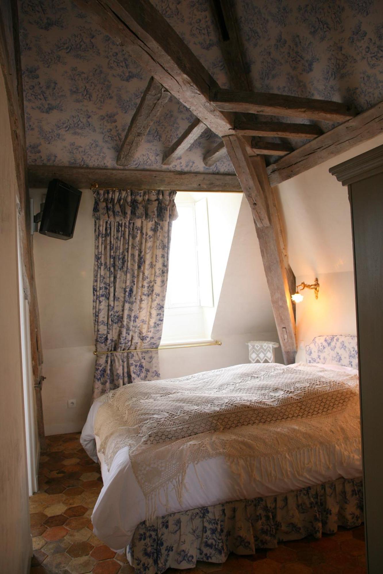 Bed and Breakfast Le Parvis Шартр Екстер'єр фото